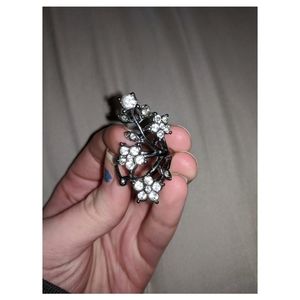 Torrid floral ring